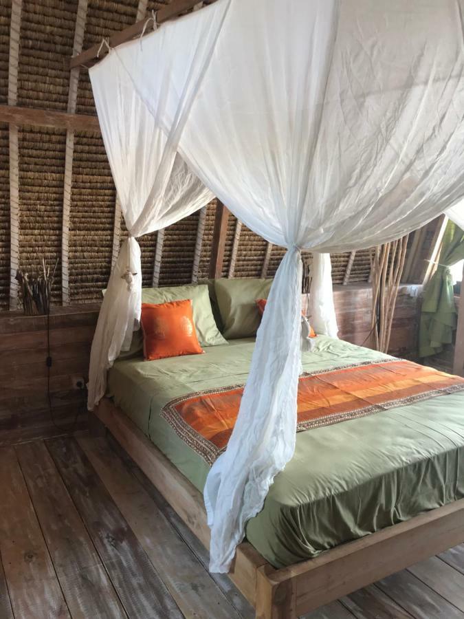 Hotel Alam Karang Gili Gede Exterior foto